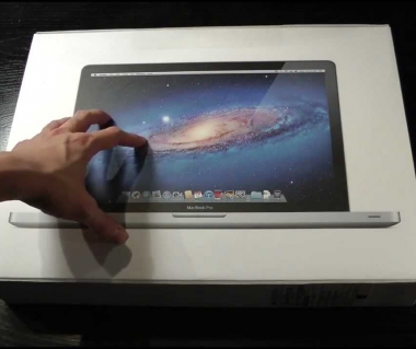 Macbook не включается...