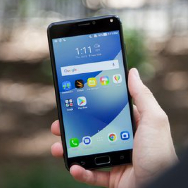 В смартфоне asus zenfone 4 max...