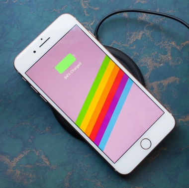 Замена дисплея на iphone...