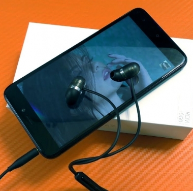 Уронил телефон xiaomi