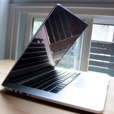 Macbook не видит...