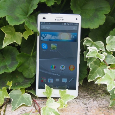 У телефона sony отошло...