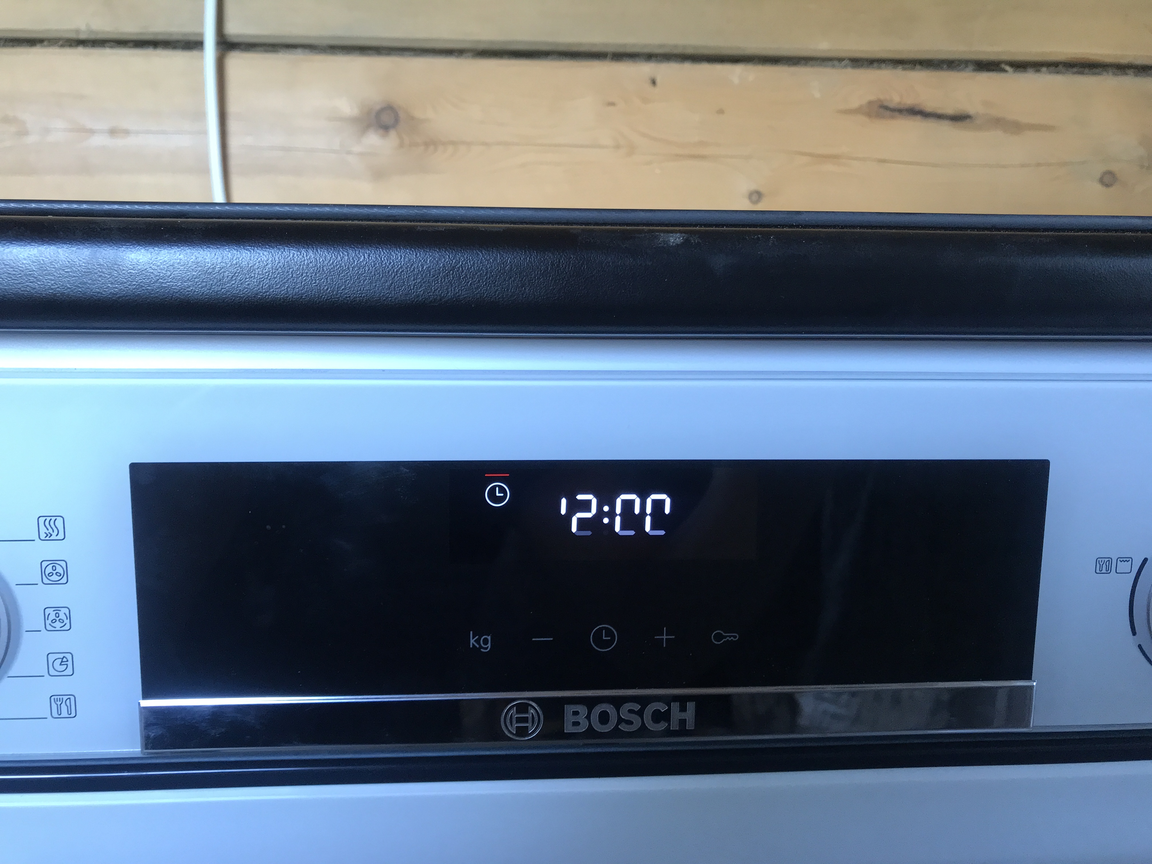 Часы духовка бош. Микроволновка бош цифры на дисплее. Духовой шкаф Bosch с 2 дисплеями. Дисплей управления духовки. Духовка бош с дисплеем.