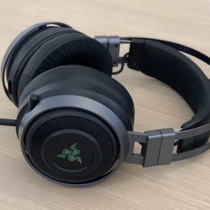 В наушниках Razer tiamat rz04-0060 не работает левое ухо