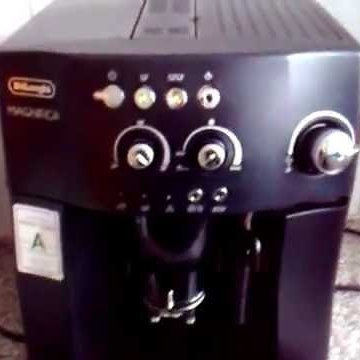 Кофемашина delonghi не...
