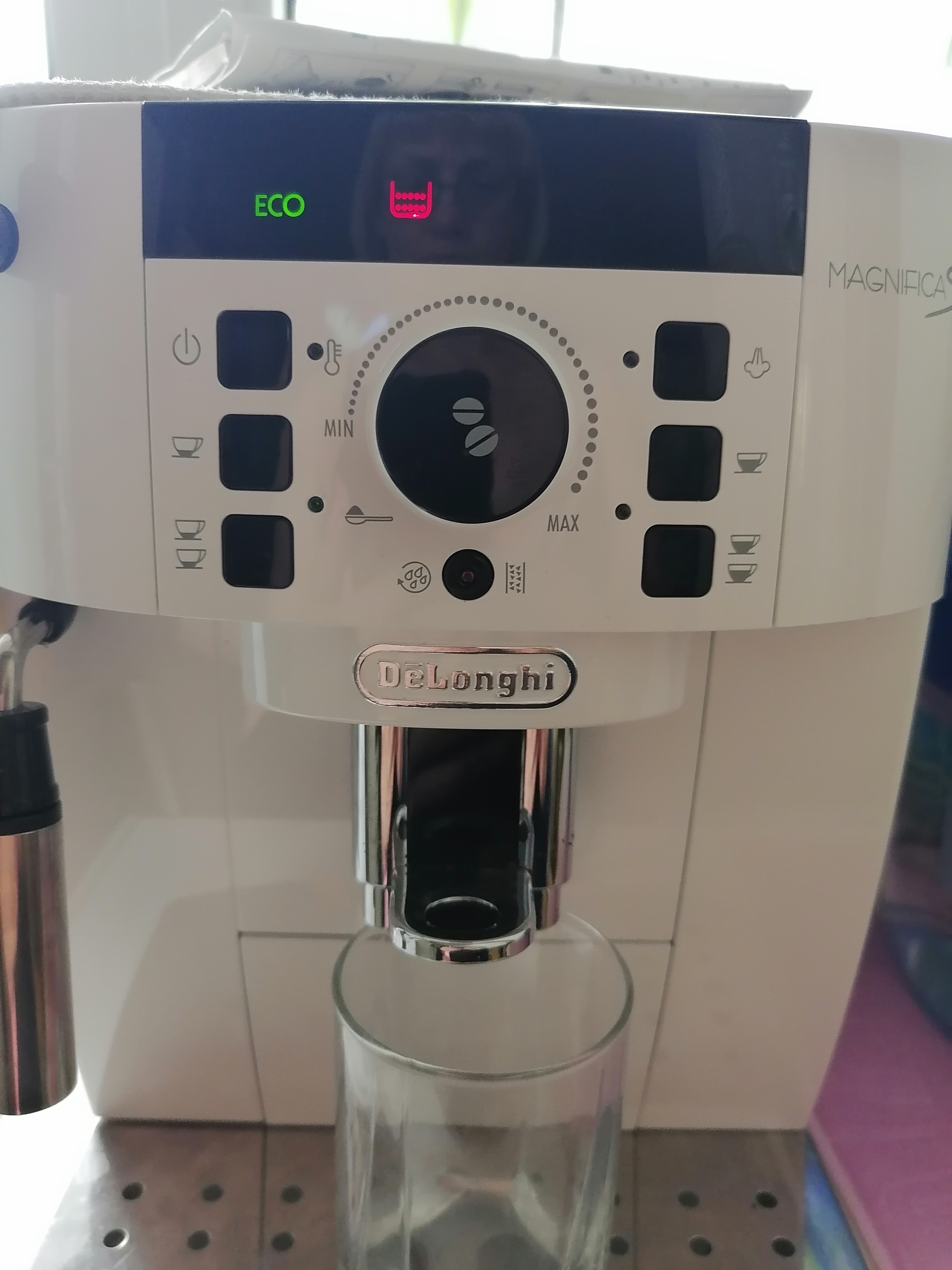 Кофемашина delonghi ecam