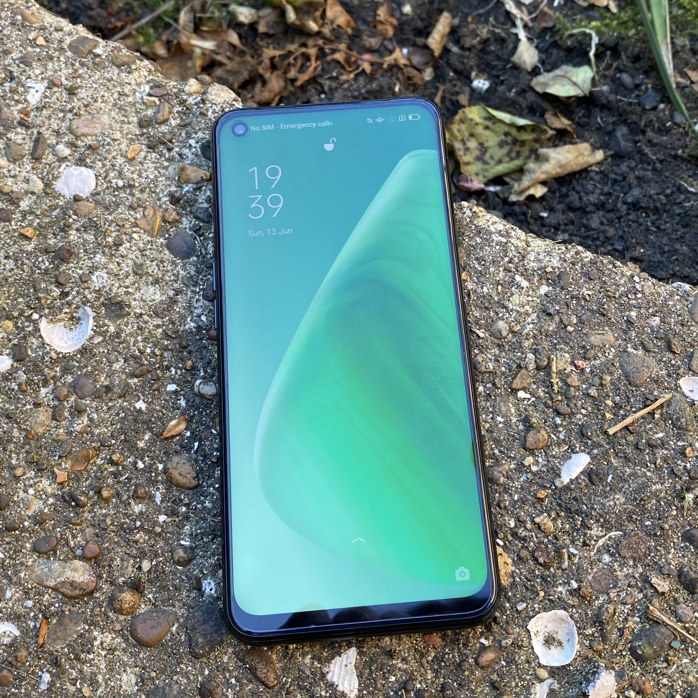 Телефон oppo не...