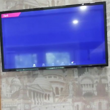 На телевизоре не...