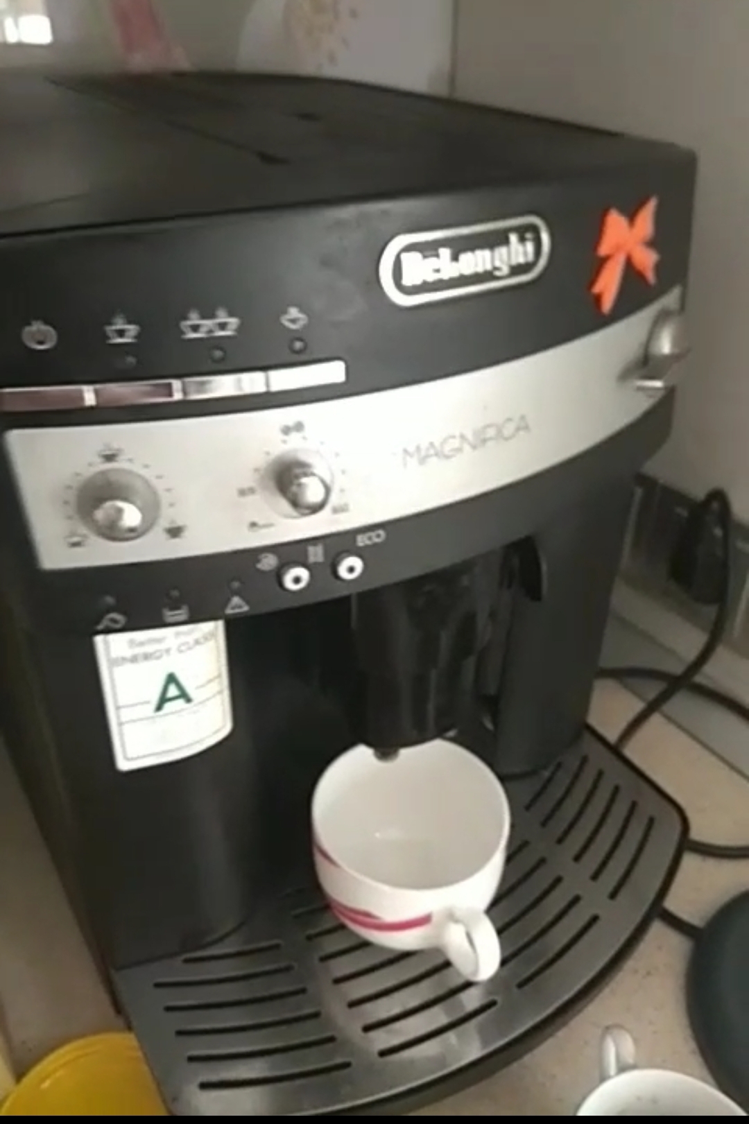 Кофемашина delonghi не...