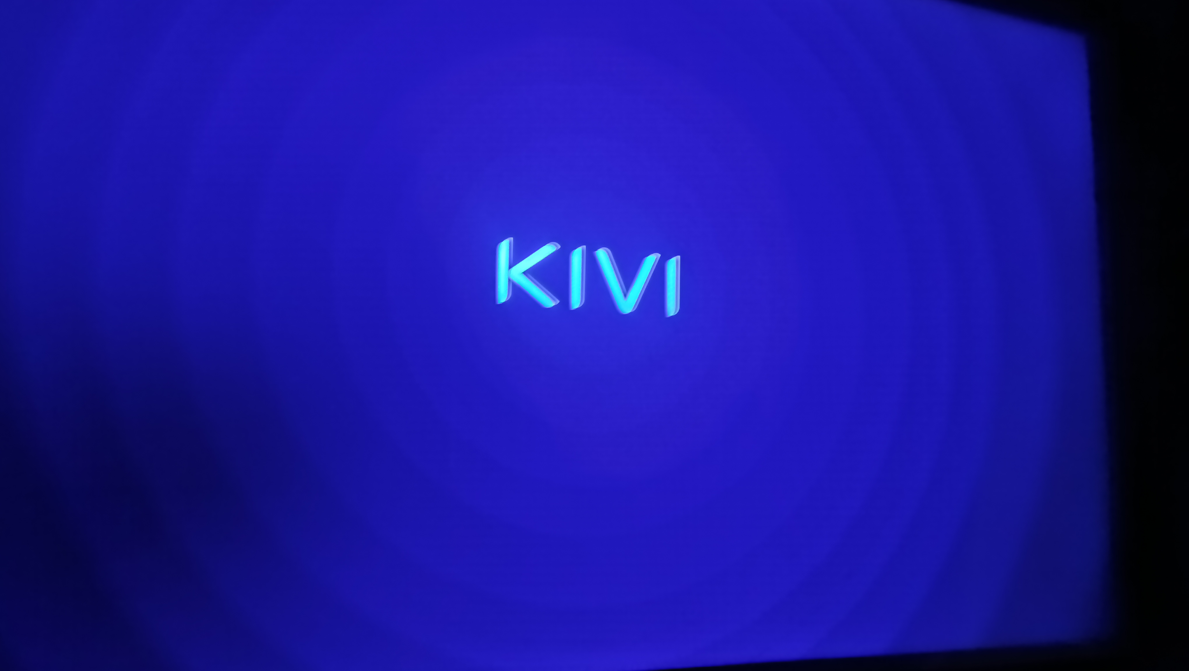 Телевизор киви завис...