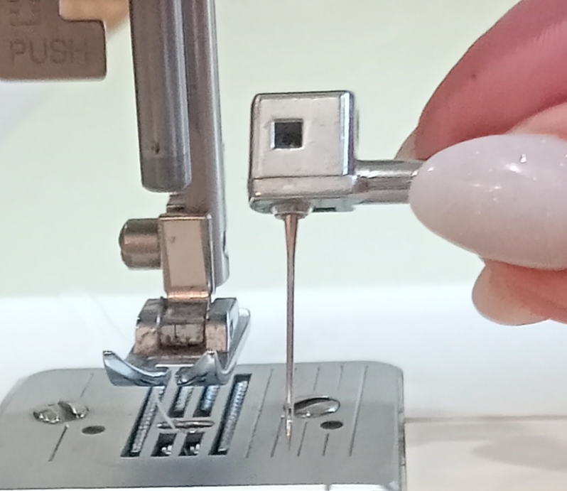 Деталь швейной...