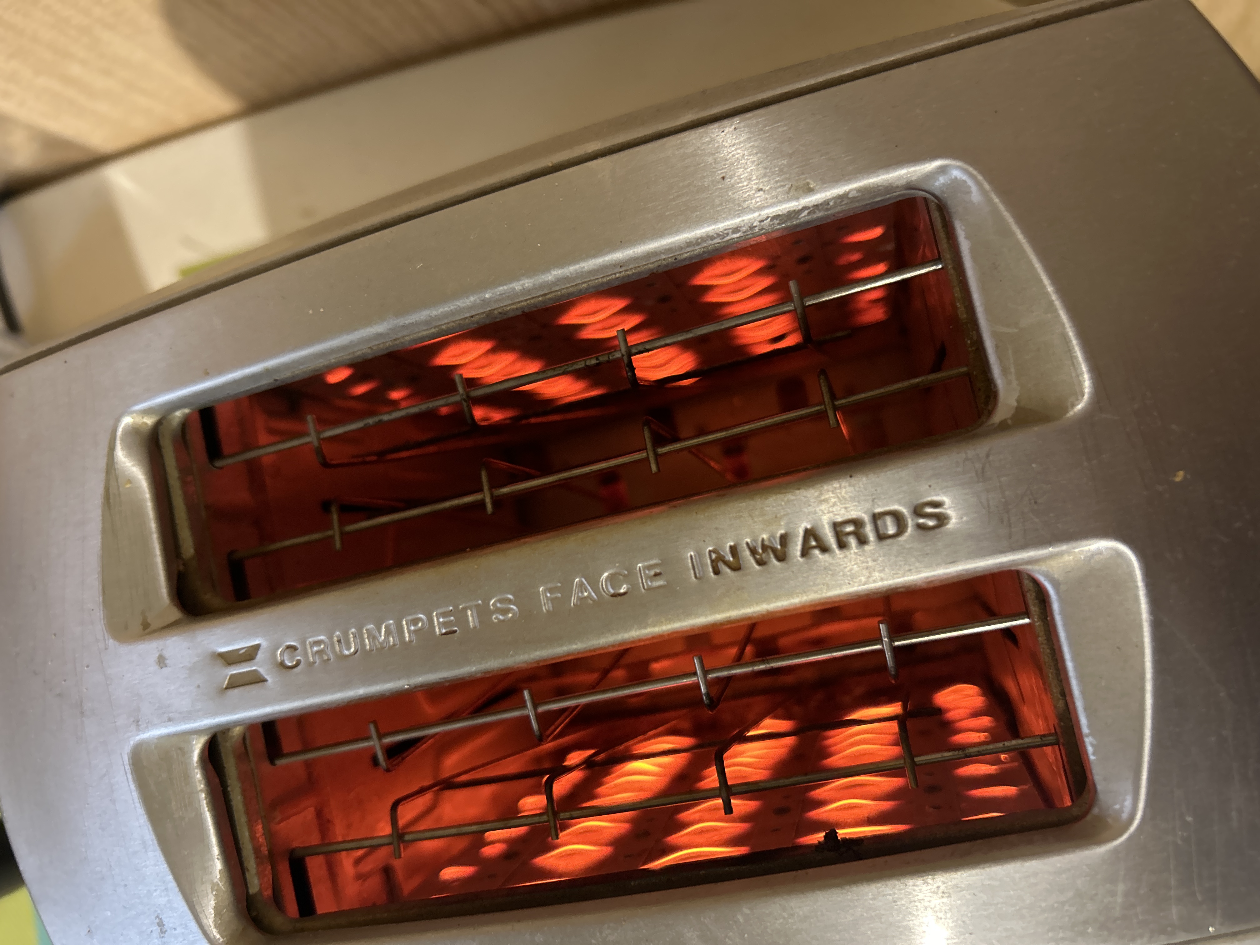 Сильно горит спираль...