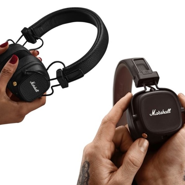 Нет звука в наушниках...