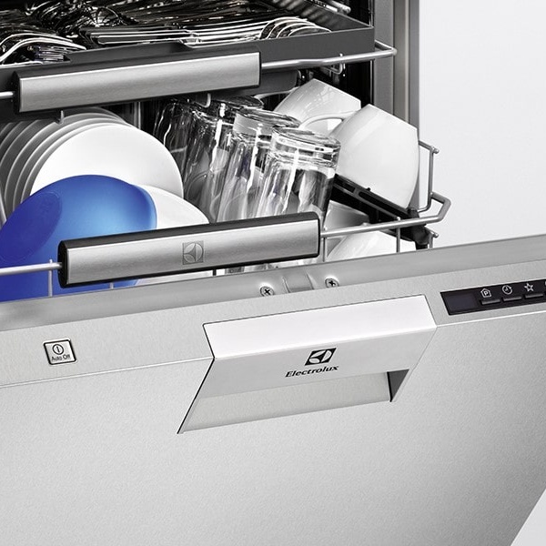 Посудомойка...