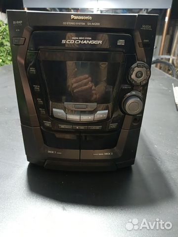 Музыкальный центр...