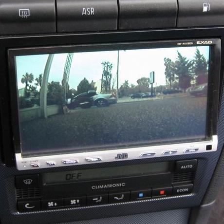 Треснул экран на JVC...