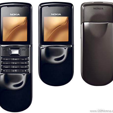 Nokia 8800 то белый,то...