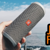 Фонит колонка JBL Flip 4. 