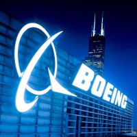 Компании Boeing и BlackBerry...