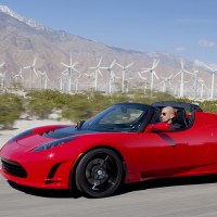 Panasonic поставит Tesla...