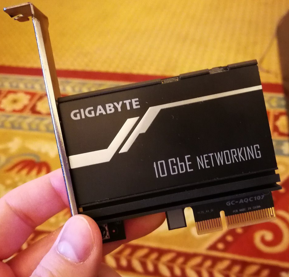 Компания GIGABYTE...