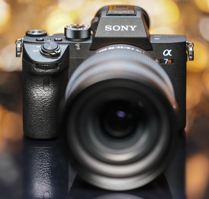 Компания Sony...