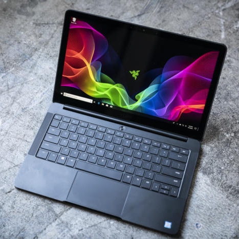 Компания Razer...