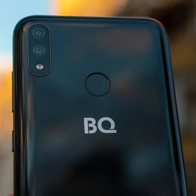 Компания BQ...