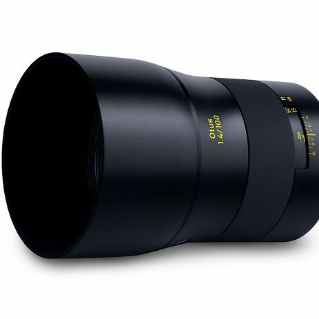 Компания Carl Zeiss...