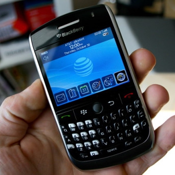 Компания BlackBerry больше...