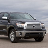 Новый пикап ToyotaTundra...