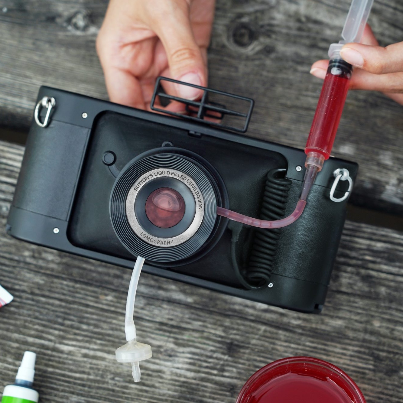 Компания Lomography...