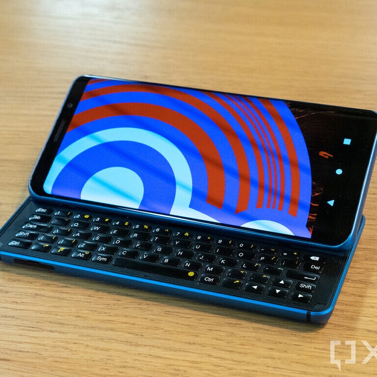 Британская F(x)tec...