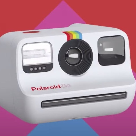 Polaroid приступила к...