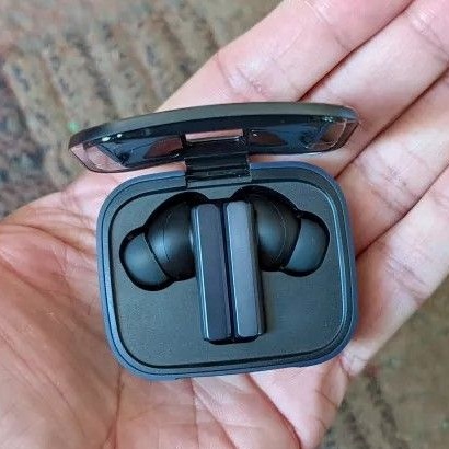Молодая EarFun выпустила...