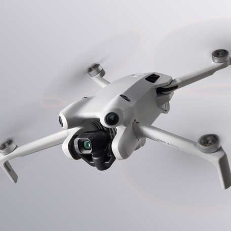 Компания DJI...