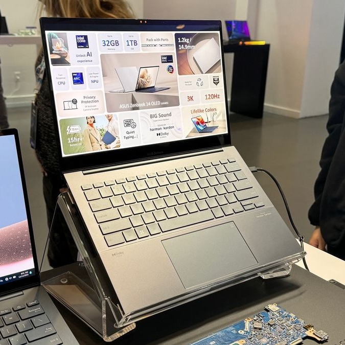 Компания ASUS...