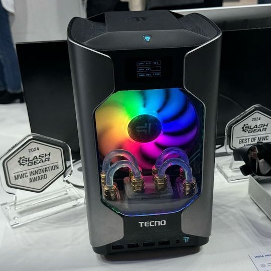 Компания TECNO публично...