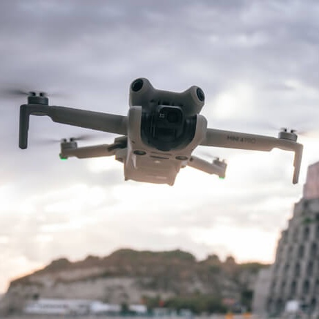 Китайская DJI...