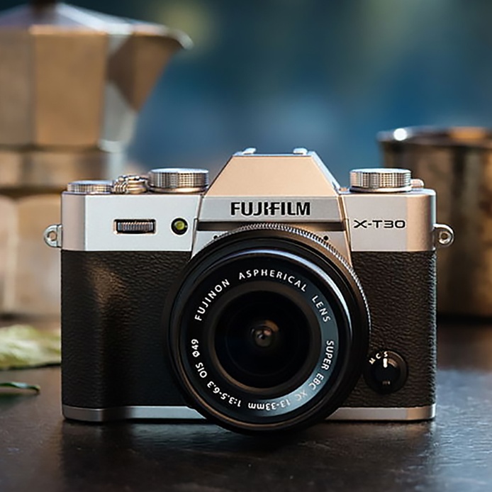 Японская Fujifilm...