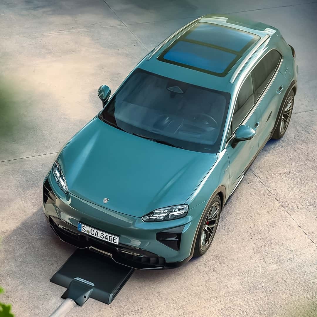 Немецкая Porsche...