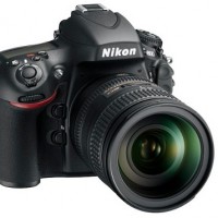 Зеркальная камера Nikon...