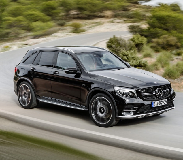 Компания Mercedes-AMG...
