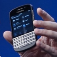 BlackBerry смещает акцент...