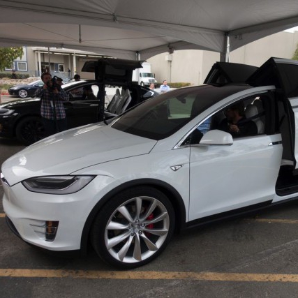 ?Компания Tesla Motors...