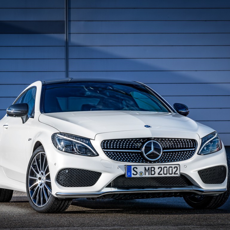 Компания Mercedes-AMG...