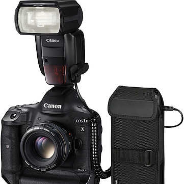 Компания Canon завезла в...