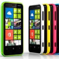 Nokia Lumia 620 за 11 990 рублей...