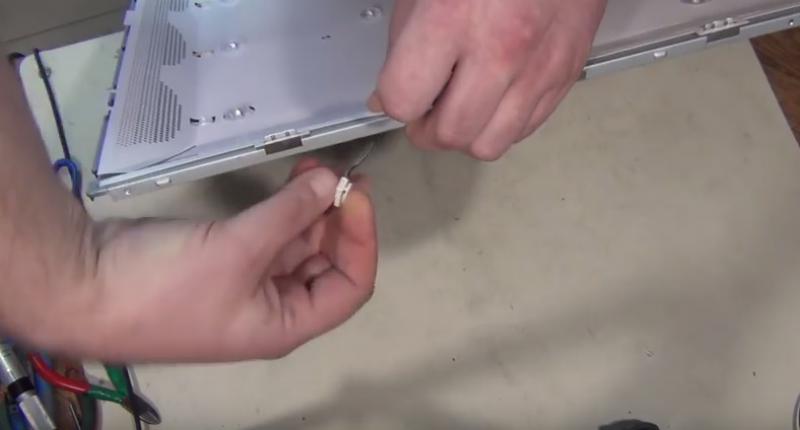 Замена светодиодной подсветки телевизора LG 32LF562V