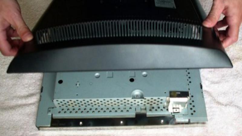 Ремонт монитора LG Flatron L1730S: не включается из режима ожидания